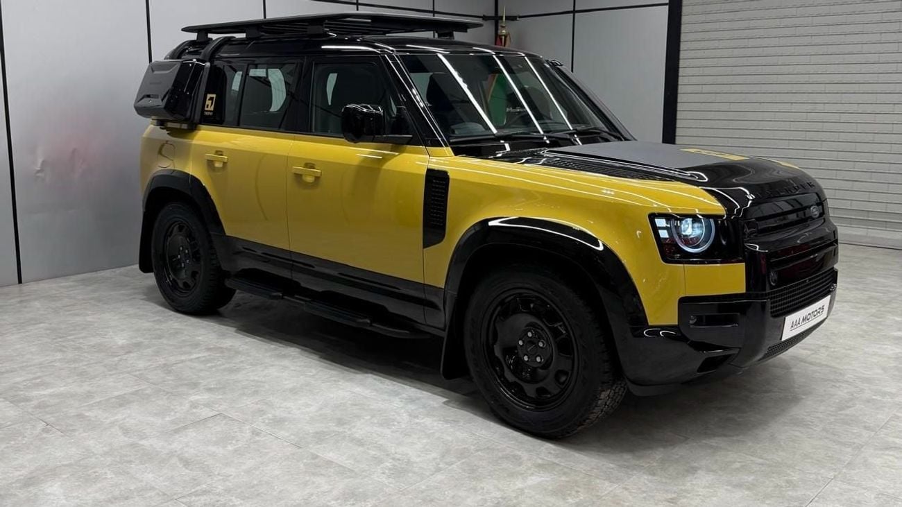 Land Rover Defender Trophy Edition V6 | GCC Specs | 5-Year Warranty & Service Contract