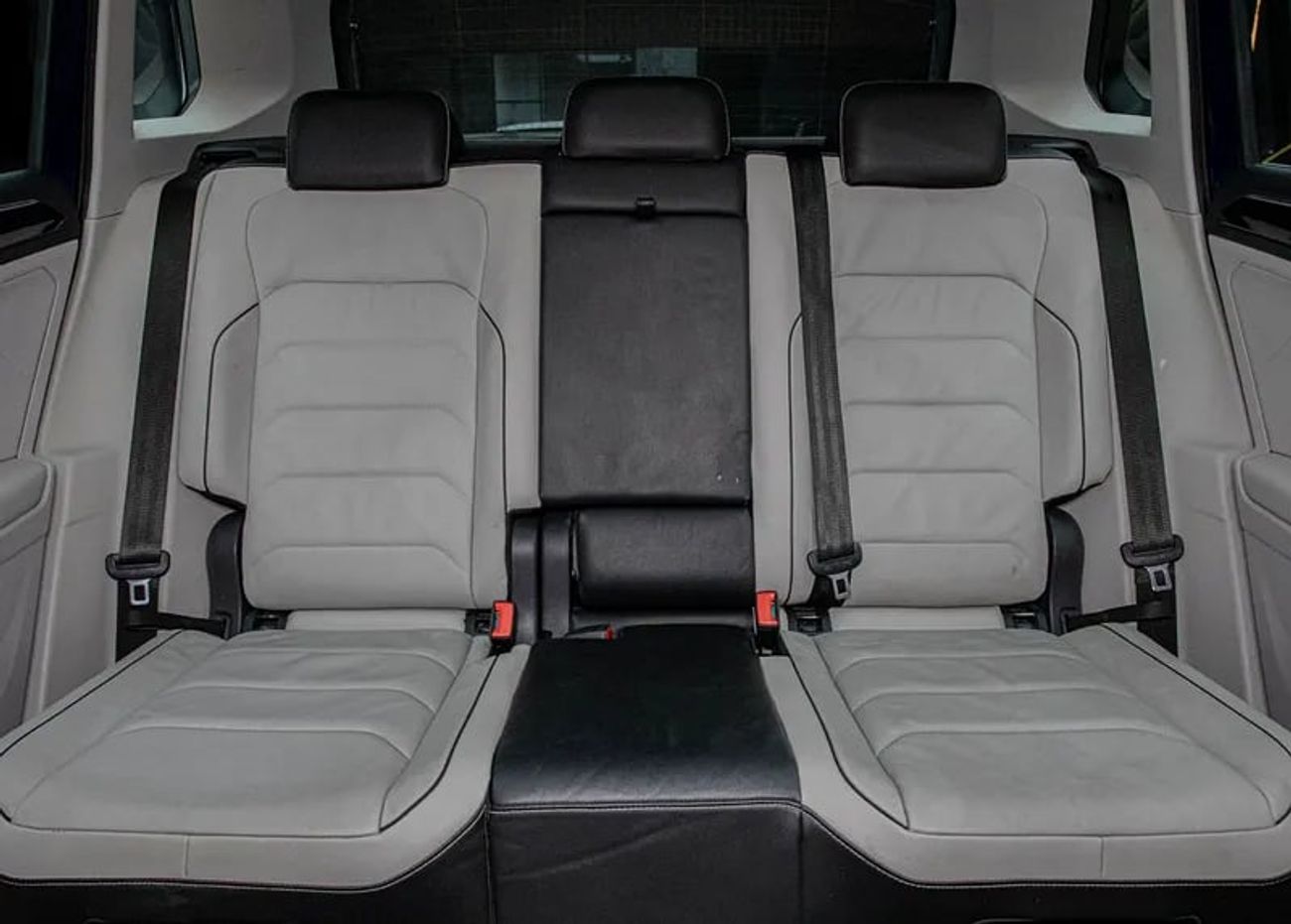 فولكس واجن تيجوان SEL 2.0L