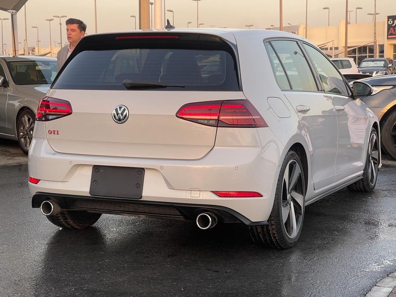 Volkswagen Golf GTI P1 Volkswagen Golf GTi _GCC_2019_Excellent Condition _Full option