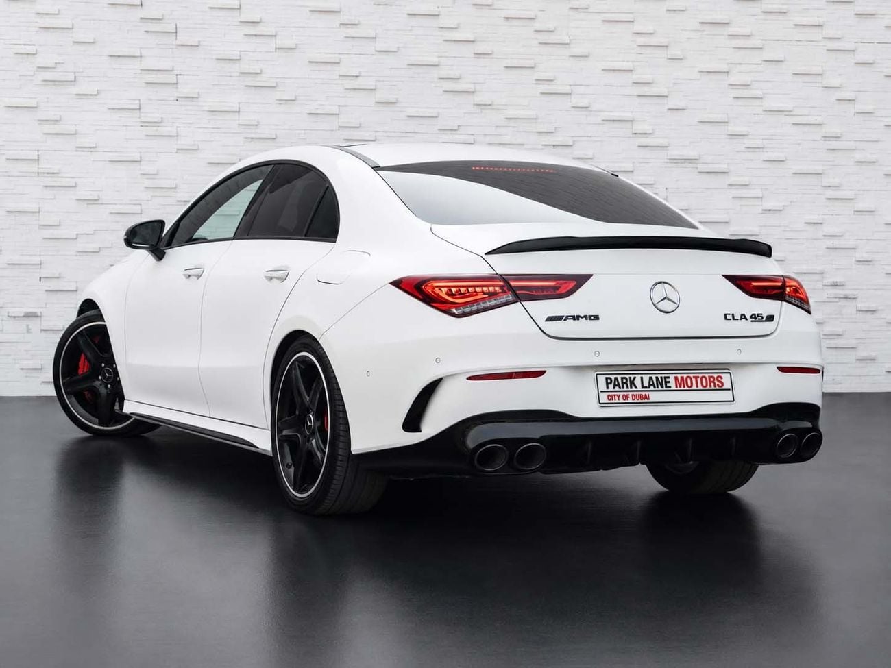Mercedes Benz CLA 45 AMG STD