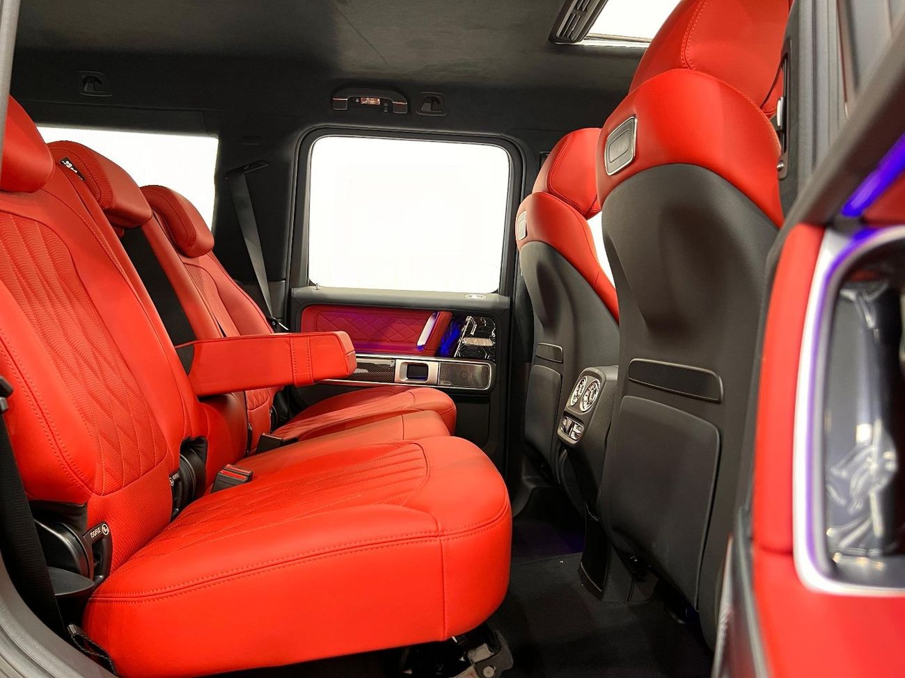 Mercedes-Benz G 63 AMG 4X4² *Brand New* 2022 Mercedes Benz G63 AMG 4x4 Night Package, 5 Year Mercedes Warranty+Service Pack, GCC