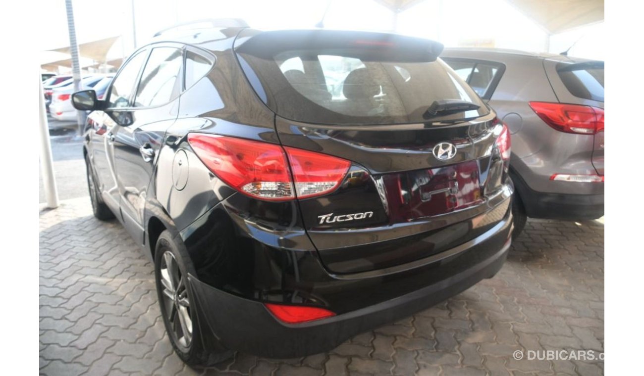 Hyundai Tucson 2015 Gcc without paint without accidents