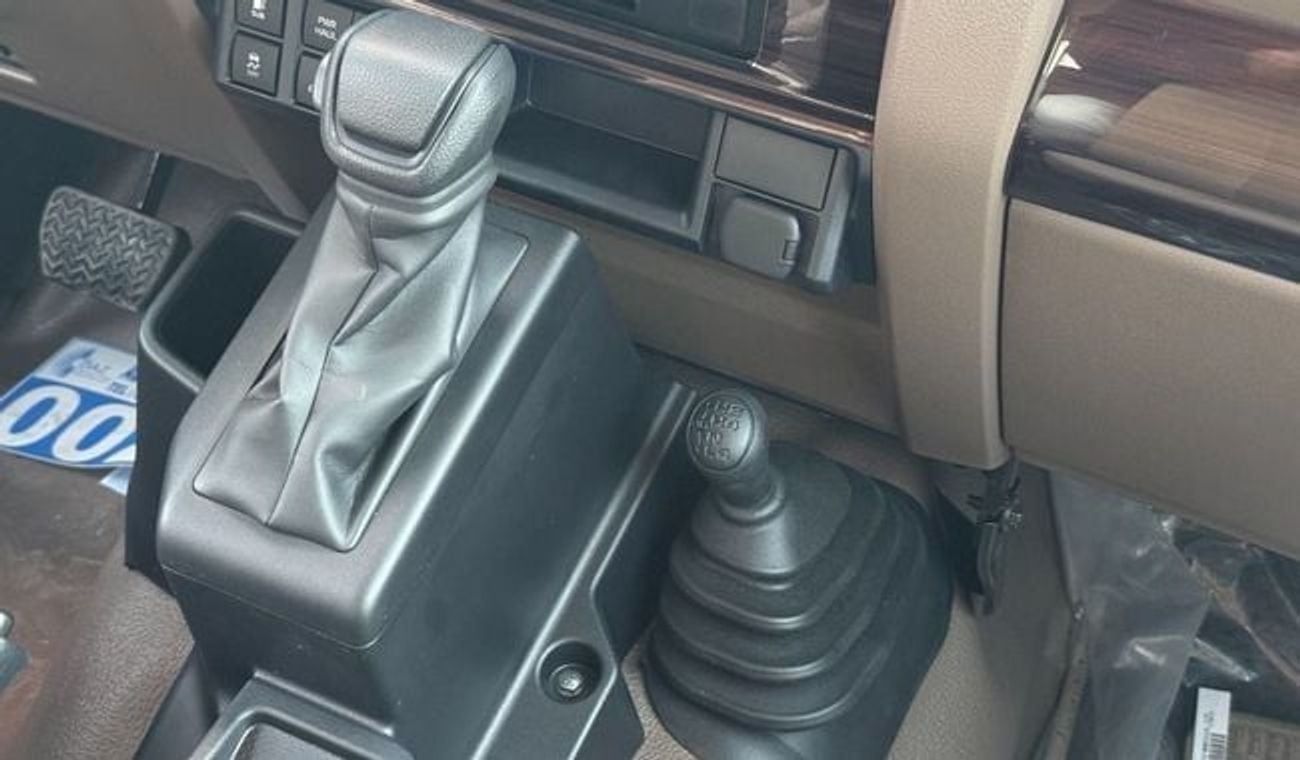 تويوتا لاند كروزر 70 LC76 STD Std 4.0L AWD
