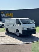 Toyota Hiace GL - Standard Roof 2.7L