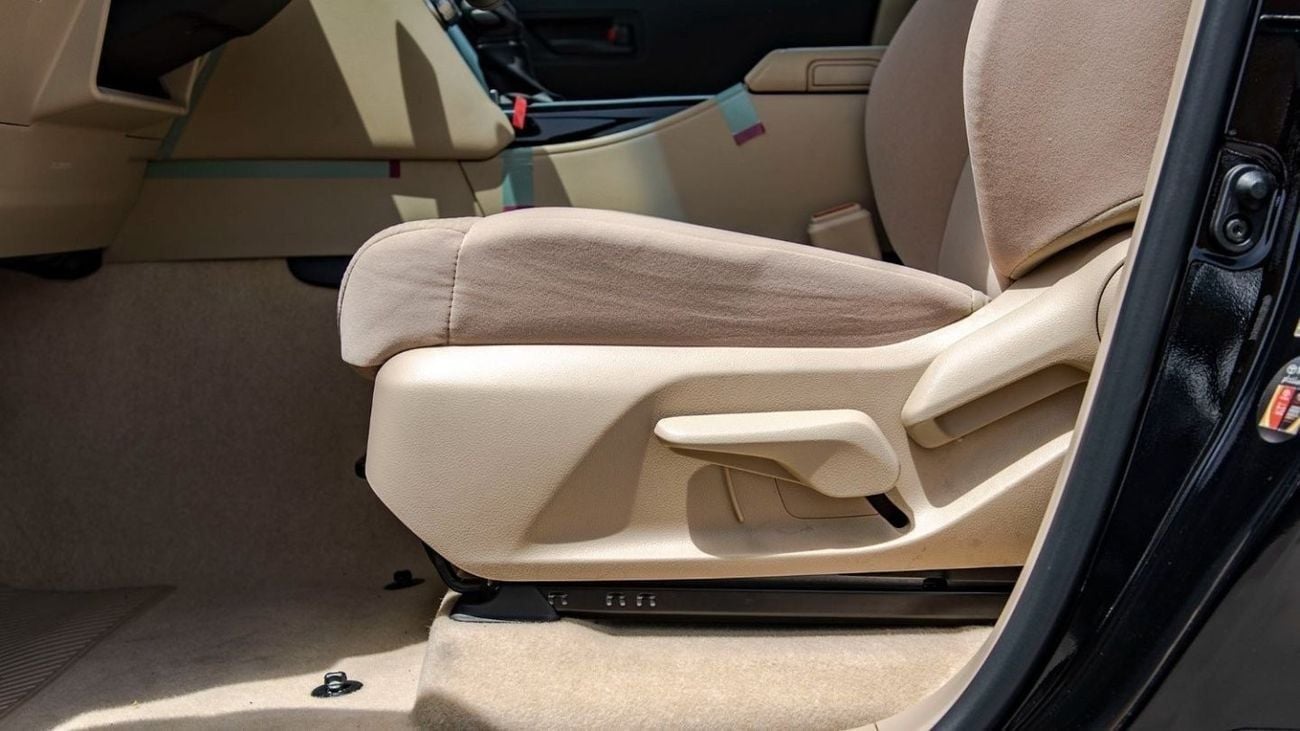 تويوتا لاند كروزر LC300 GXR 3.3D AT MY2025 – BLACK