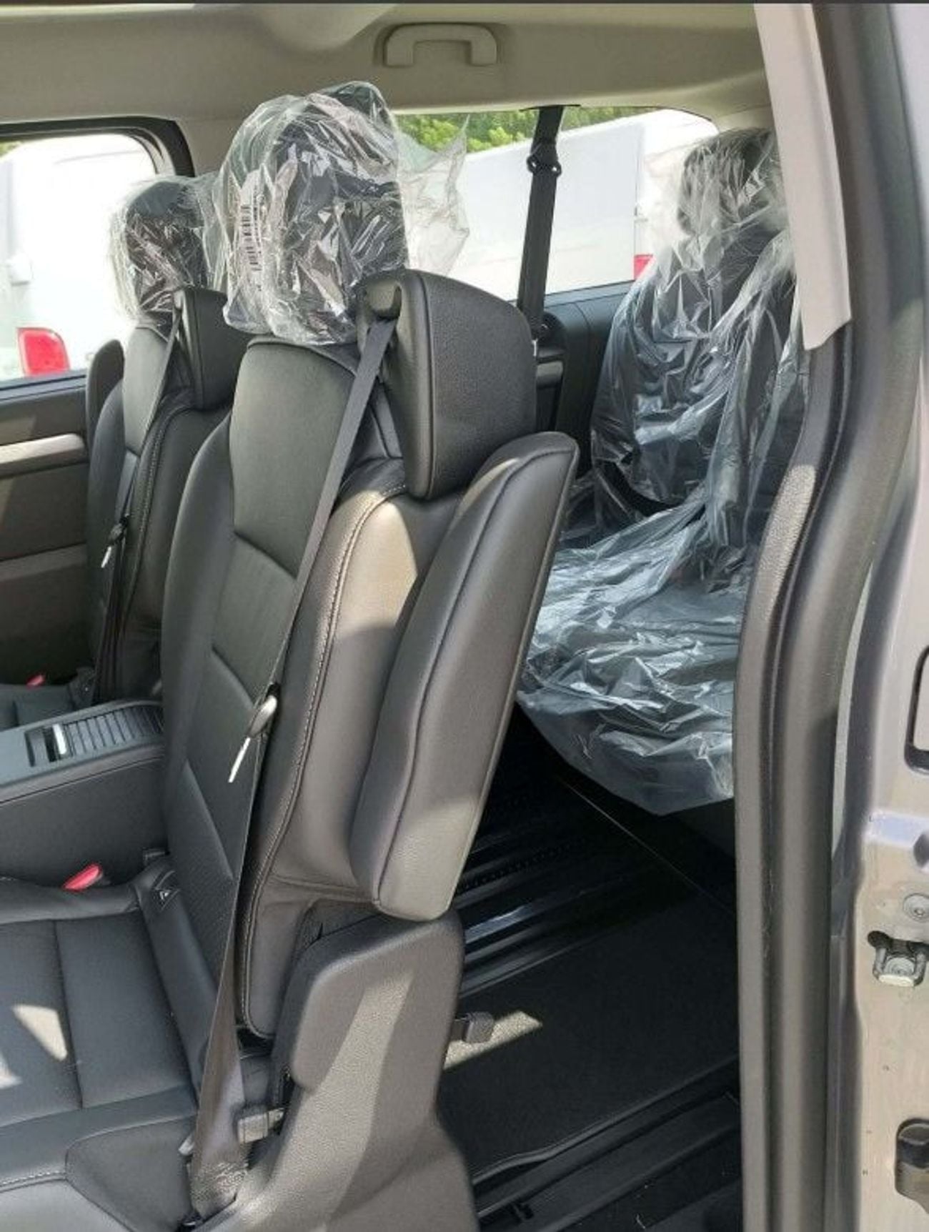 Citroen Spacetourer Citroën SpaceTourer 2026 Business Lounge – 2.0L Turbo Diesel | Automatic | VIP Business Lounge