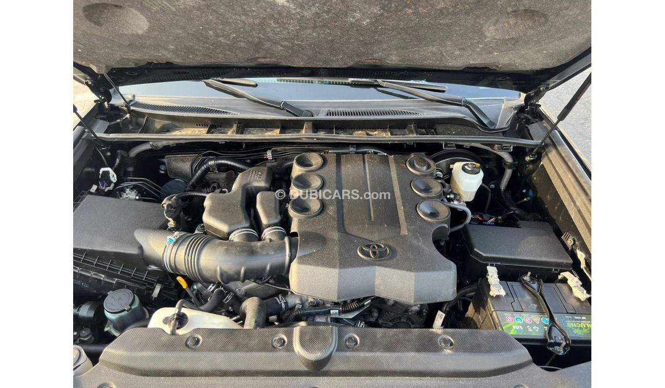 Toyota 4Runner 2019 SR5 PREMIUM 7 SEATS