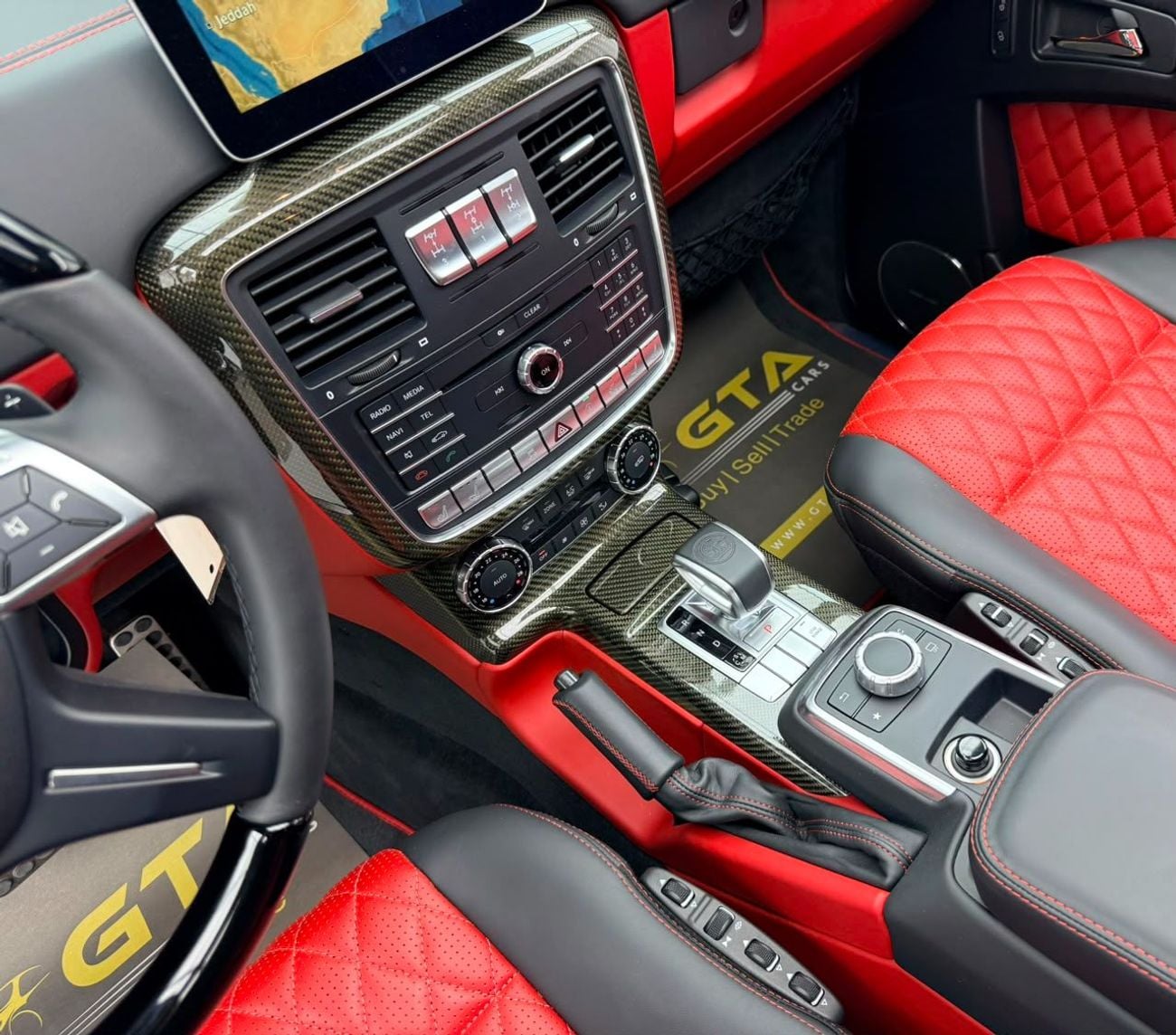 Mercedes Benz G63 AMG STD 2017 Mercedes G63 AMG, Full Mercedes Service History, Carbon Fiber Interior, Very Low Km, GCC