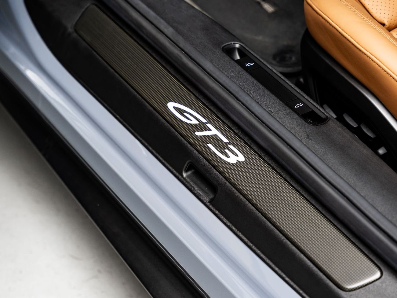 Porsche 911 GT3 4.0L (505 HP) Touring Package 2024 Porsche 911 GT3 Touring, 2028 Porsche Warranty, Full Service