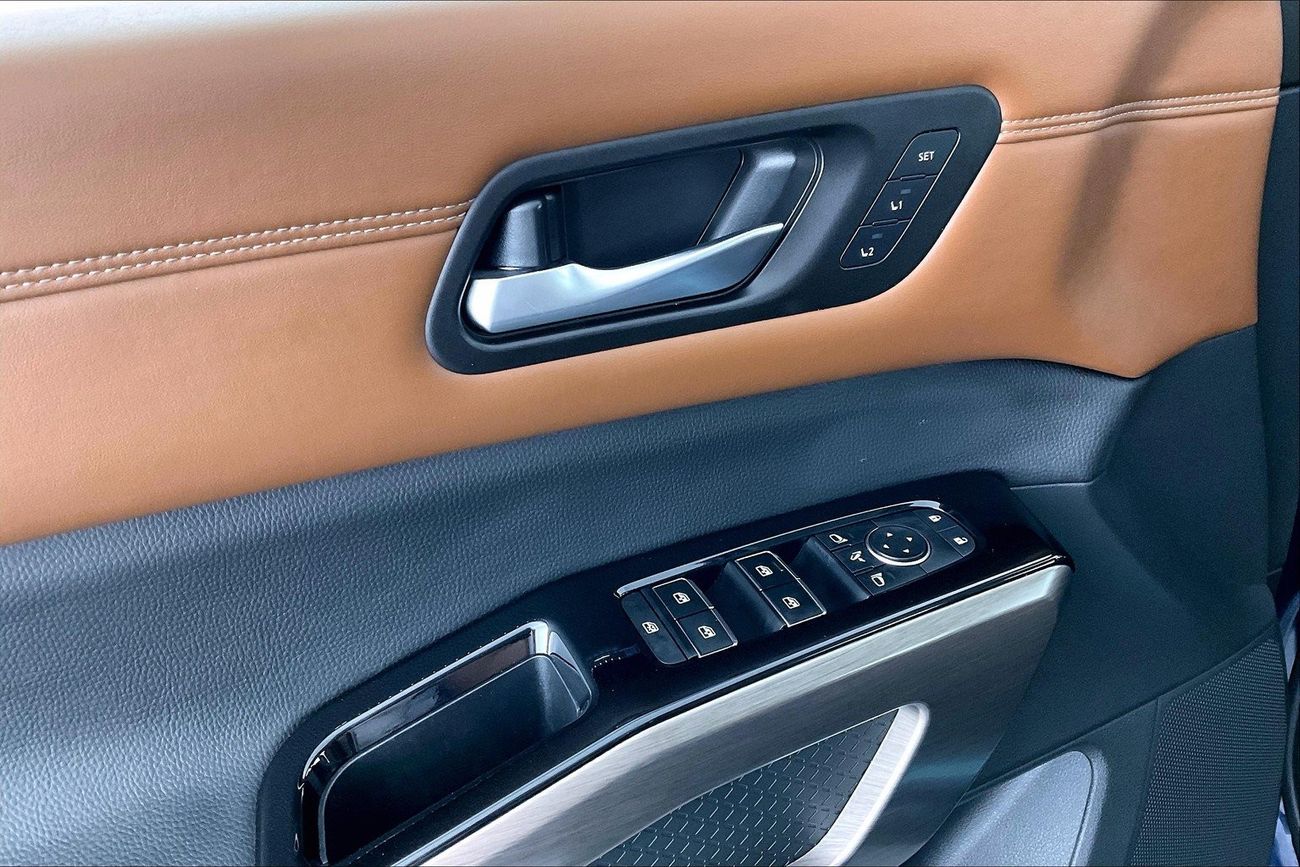 نيسان باثفايندر SL | عرض العيد الحصري | خالية من أضرار الفيضانات