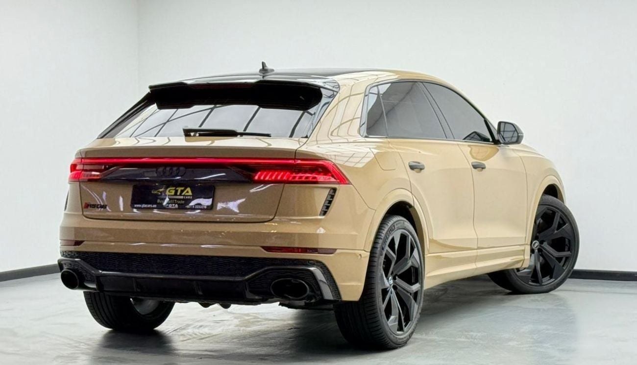 Audi RSQ8 2020 Audi RSQ8 4.0TFSI Quattro, Warranty, Carbon Fiber Package, Excellent Condition, GCC