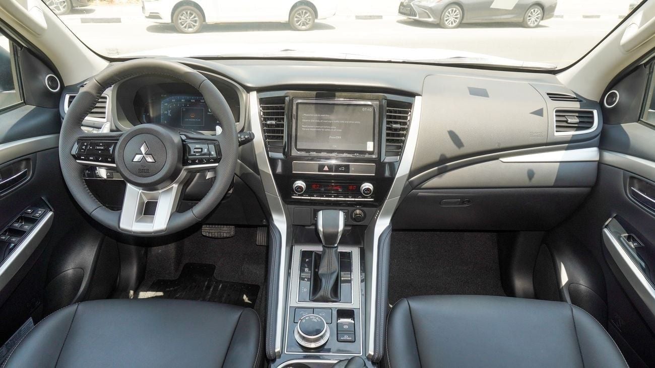 Mitsubishi Montero Sport Brand New Montero Sport 2025 Export 3.0L 4WD Petrol|White/Black|MONTEROSPORT-GLS-PREM-25|