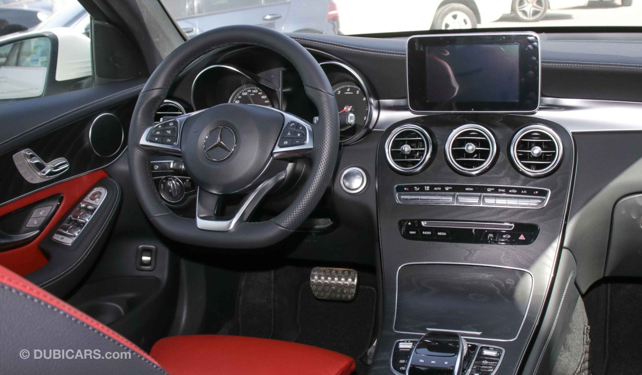 مرسيدس بنز GLC 250 مرسيدس GLC 250 موديل 2019 زيروو كم اصفاررر