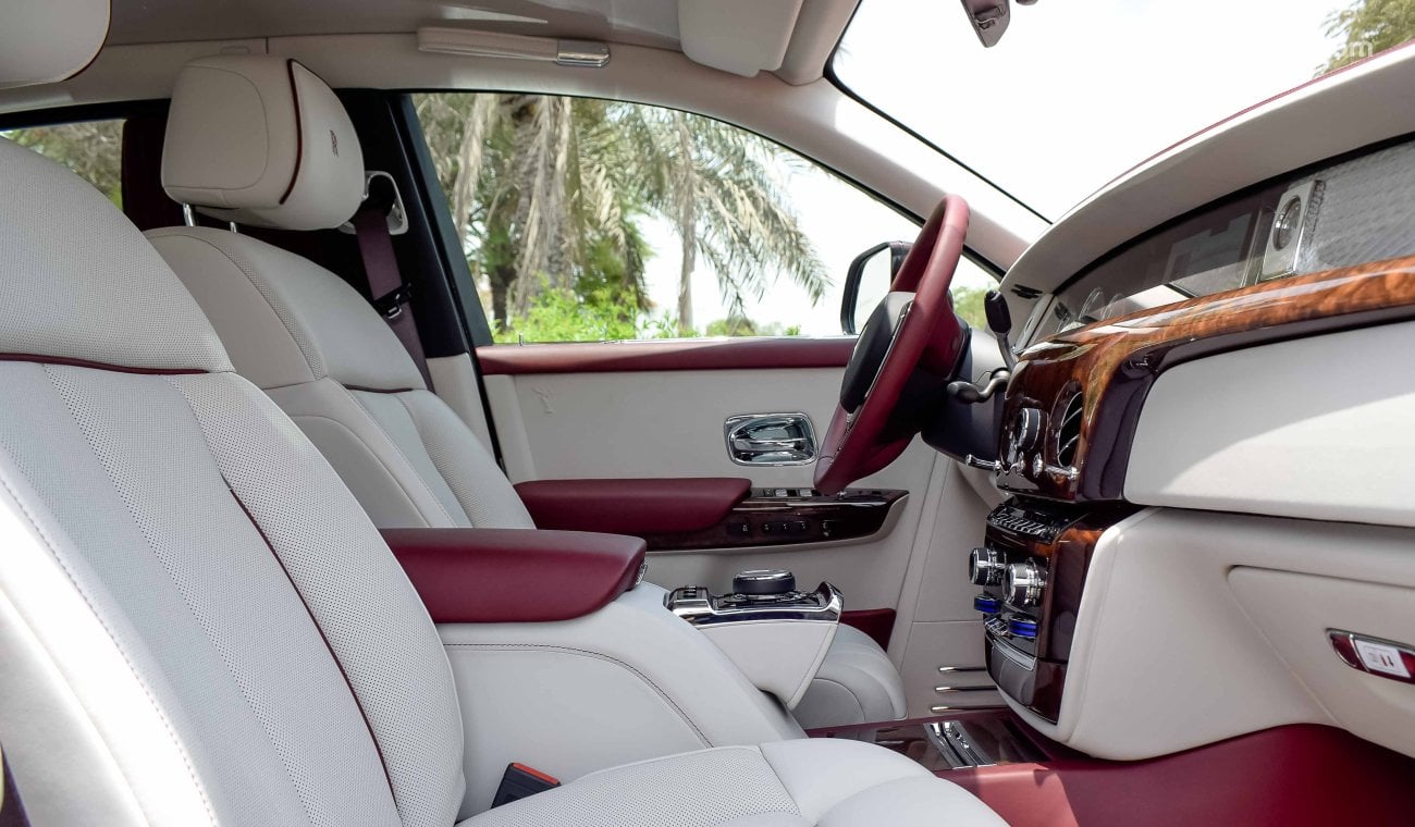 Rolls-Royce Phantom