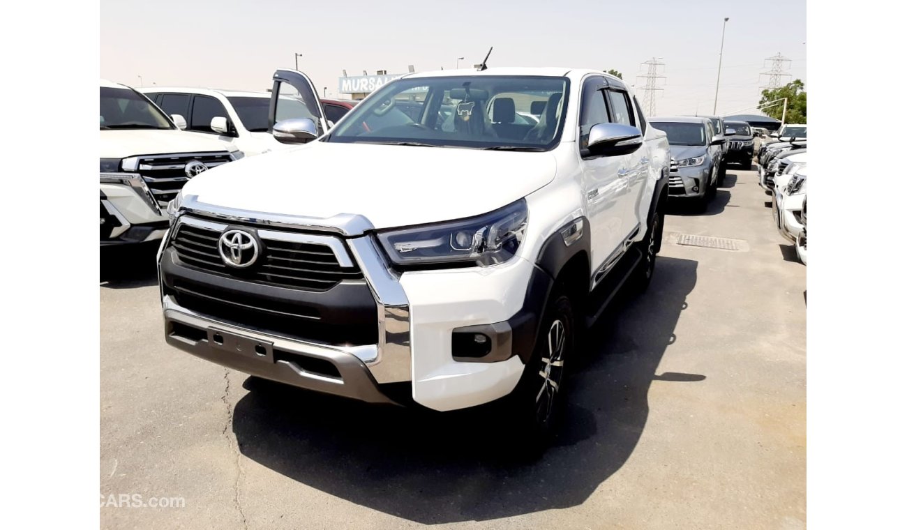 تويوتا هيلوكس TOYOTA HILUX PICKUP SR5  AUTOMATIC ( FACE LIFT 2020 SHAPE )MODEL 2016 COLOUR WHITE RIGHT HAND DRIVE