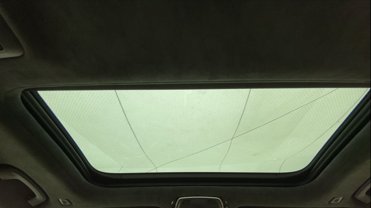 بي أم دبليو 750Li M SPORT 4.4 | بدون دفعة مقدمة | اختبار القيادة في المنزل