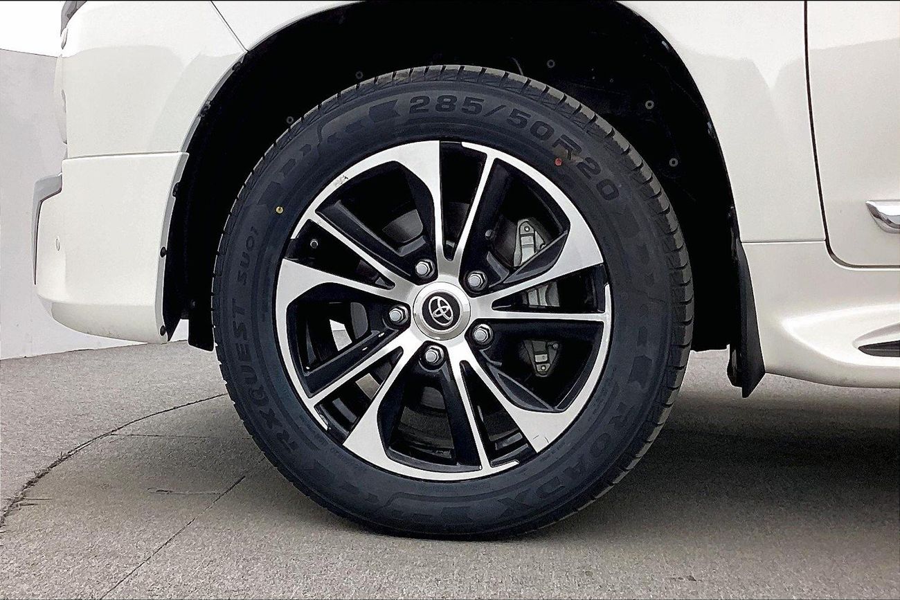 Toyota Land Cruiser GXR GT | Guaranteed Warranty | 0 Down Payment