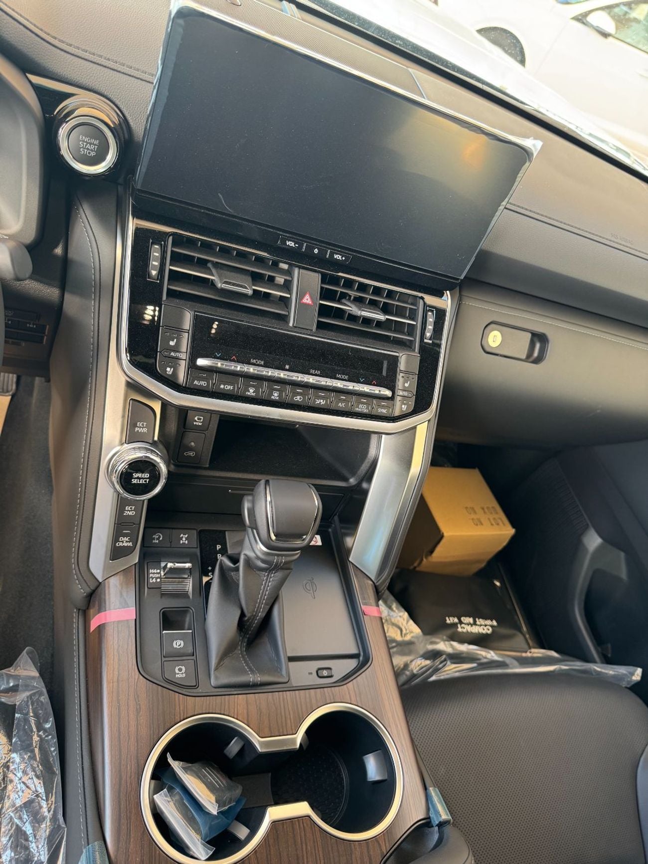 Toyota Land Cruiser VXR 2026-TOYOTA LAND CRUSIER VX  4.0L