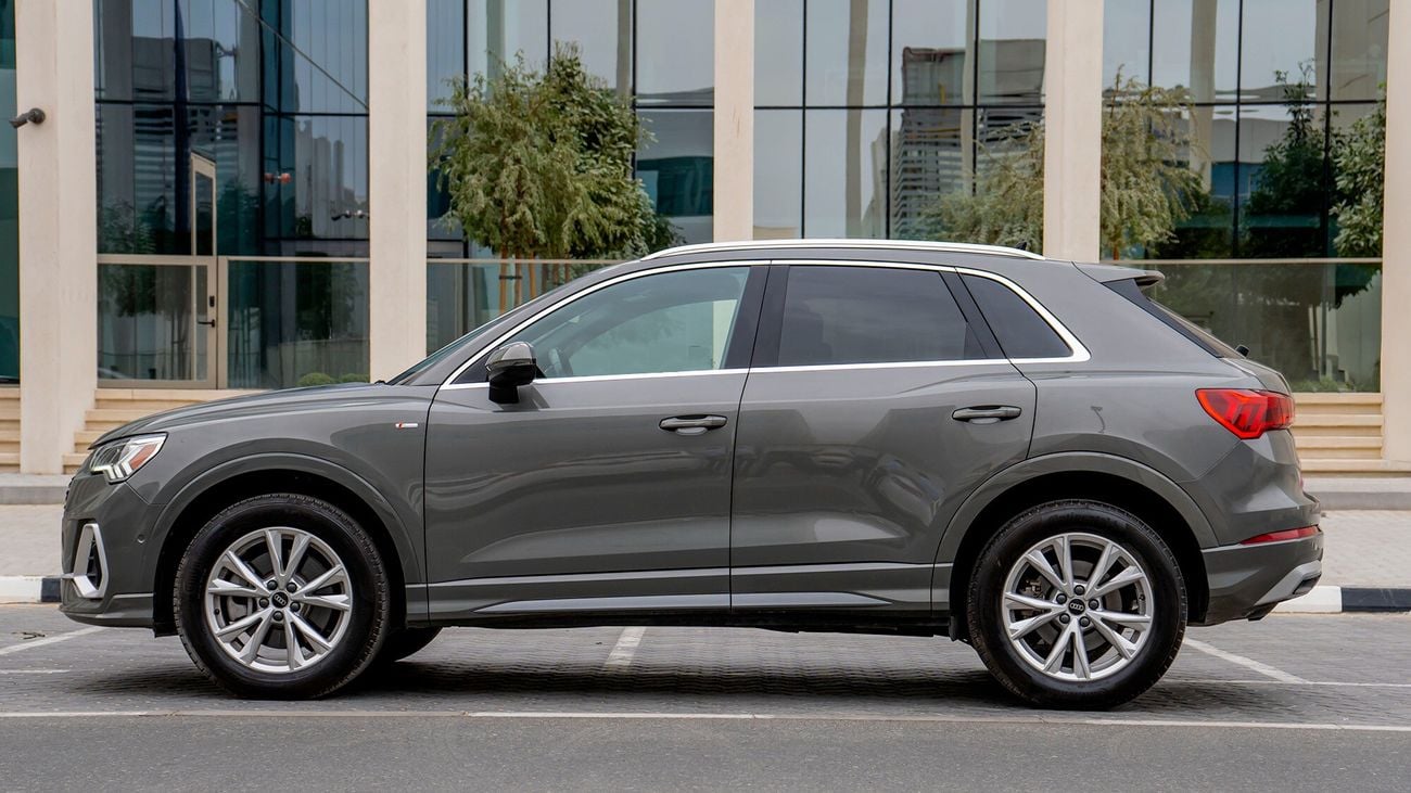 Audi Q3 40 TFSI quattro S Line 2.0L SUV