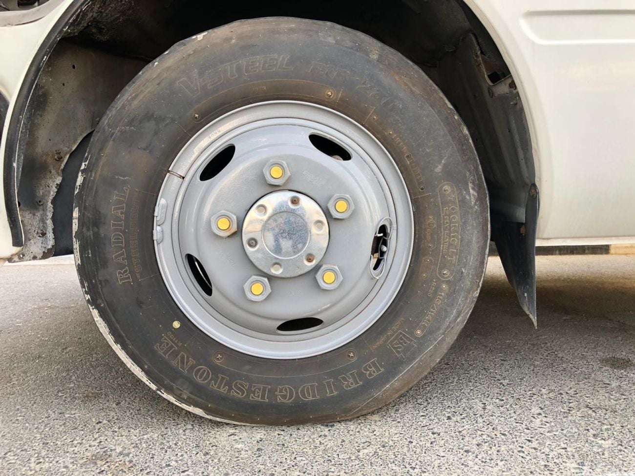 Toyota Coaster 4.2L Diesel, Automatic Door, Clean Interior and Exterior, SPÉCIALEMENT POUR LE CONGO, LOT-TCW05