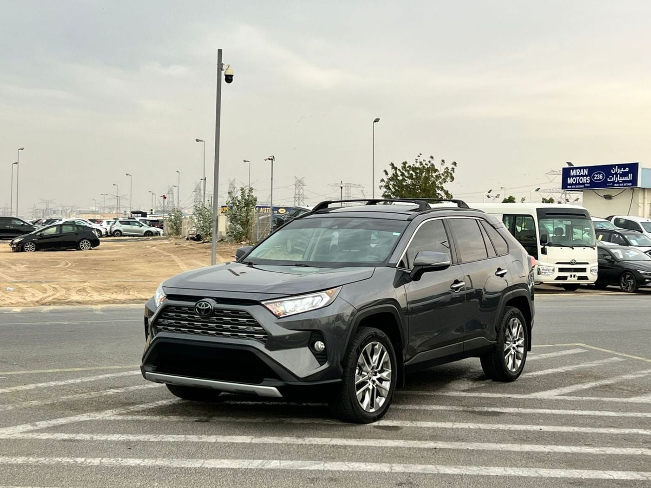 Toyota RAV4 2020 Toyota Rav4 Limited Edition 2.5L V4 - Rear Camera & Sensor  - Leather Seats