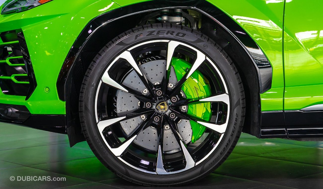 Lamborghini Urus IN PEARL VERDE MANTIS | 2021 | BRAND NEW | ZERO KM
