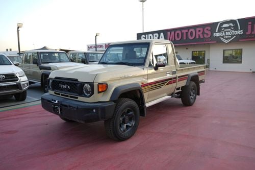 Toyota Land Cruiser Pick Up TOYOTA LAND CRUISER 79 SINGLE CAB PICKUP PETROL 4.0L V6 4WD MT MODEL 2025 WINCH DIFF-LOCK