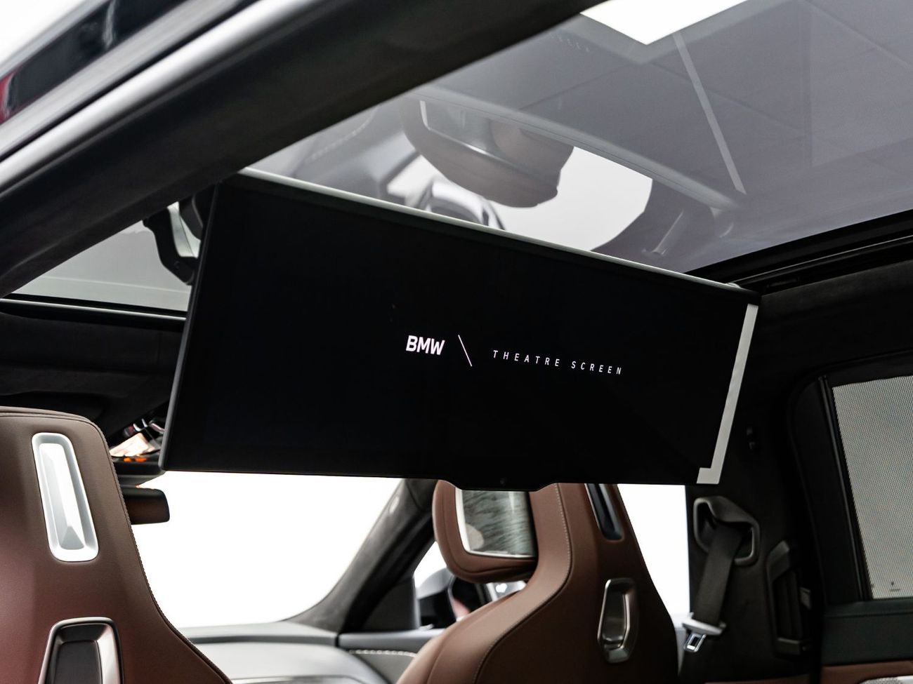 بي أم دبليو 735i 2024 BMW 735i, August 2029 BMW Warranty + Service Contract, Low KM's, GCC