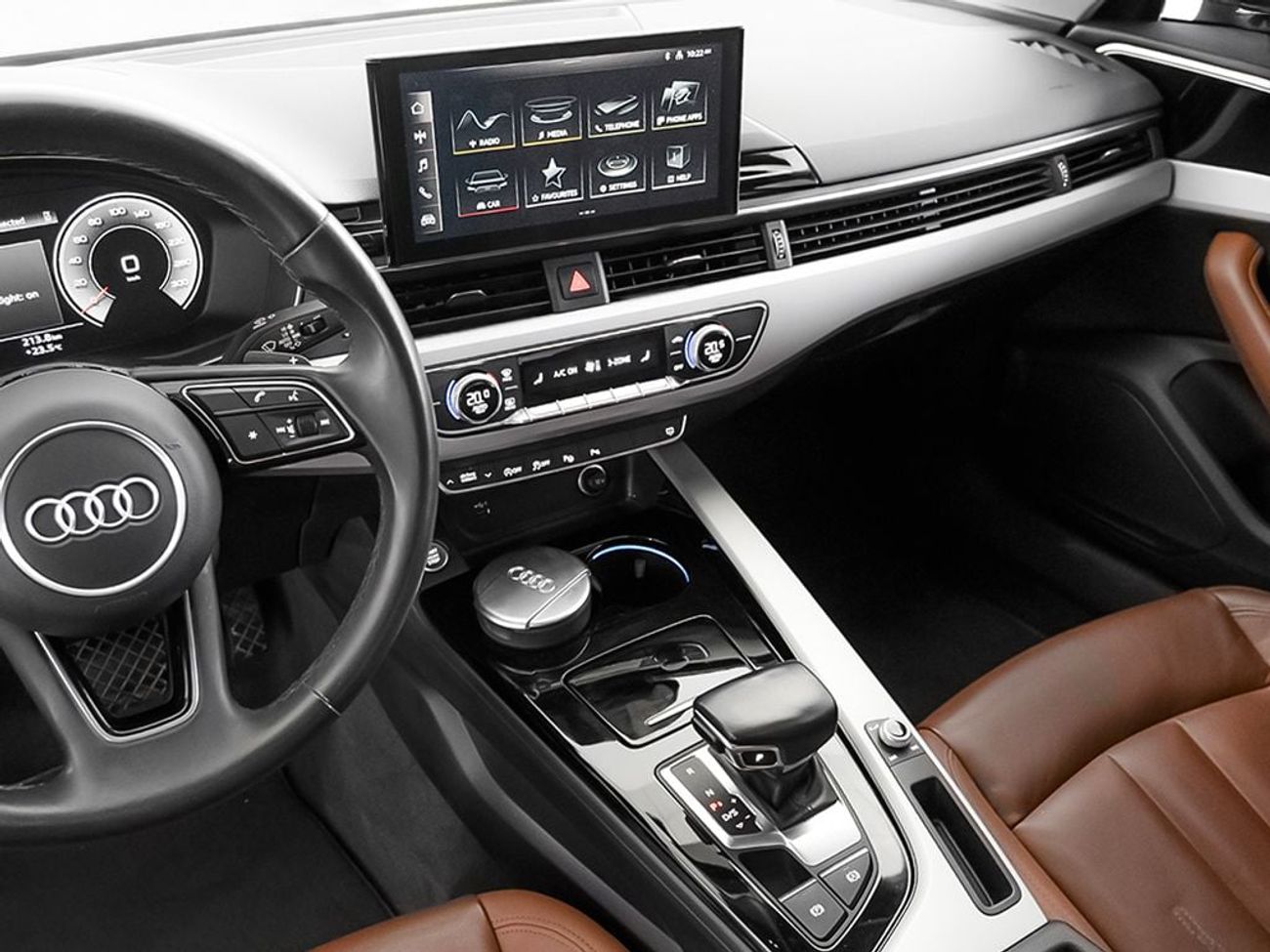 Audi A4 40TFSI S-Line 2.0L