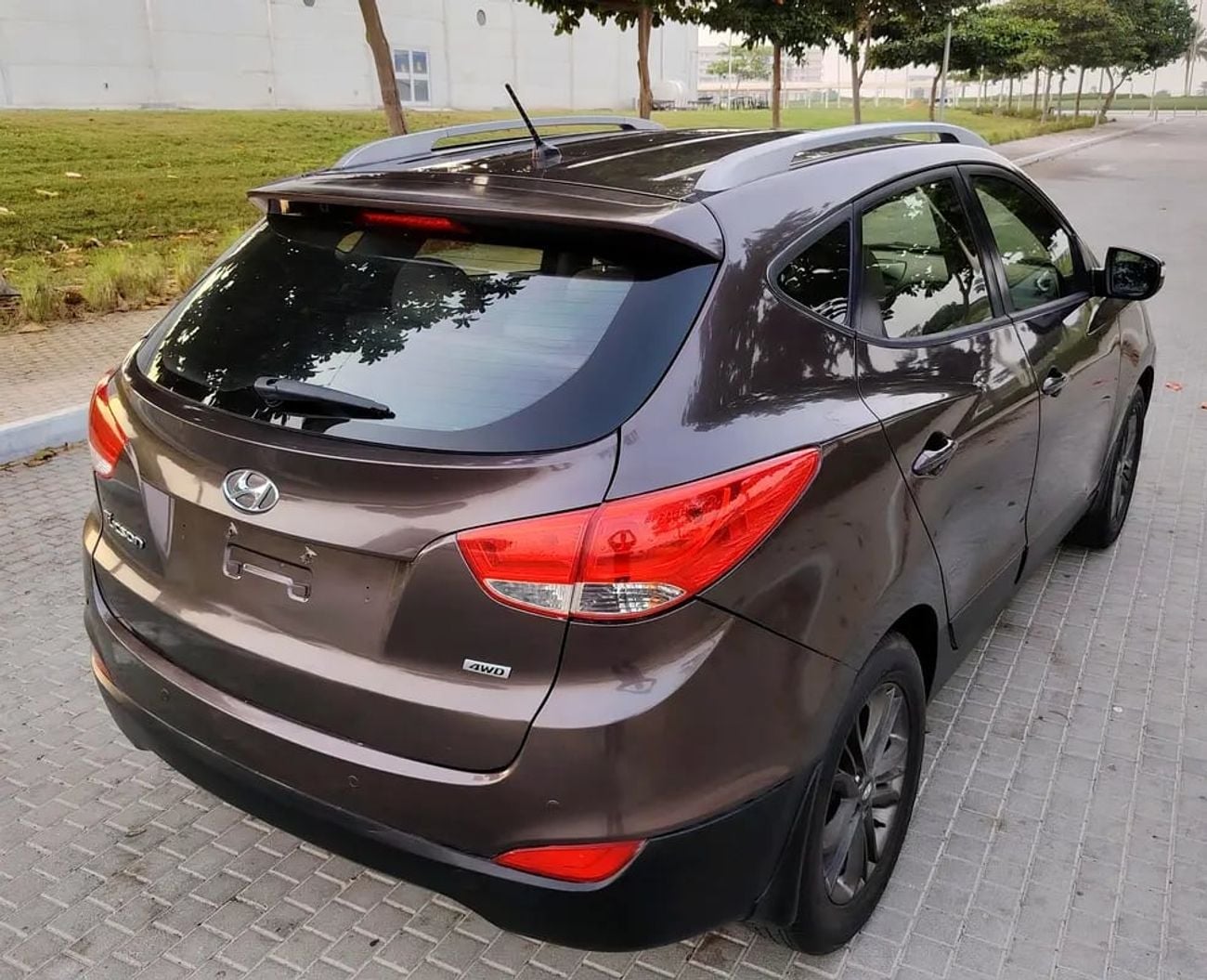 هيونداي توسون Comfort GCC Specs 4WD Premium Condition Low KM Compact SUV