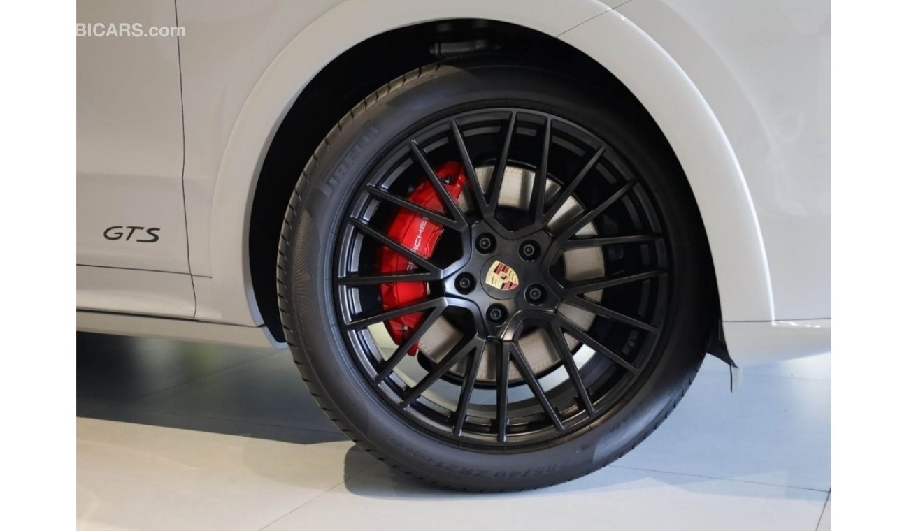 Porsche Cayenne GTS | 4.0L V8 | Under Warranty | GCC Specs