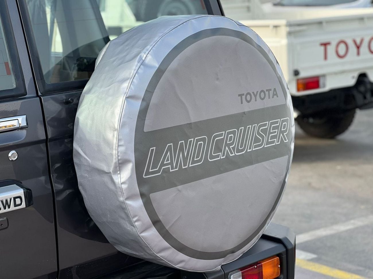 تويوتا لاند كروزر 70 Toyota Land Cruiser LC 76 4.0 2025