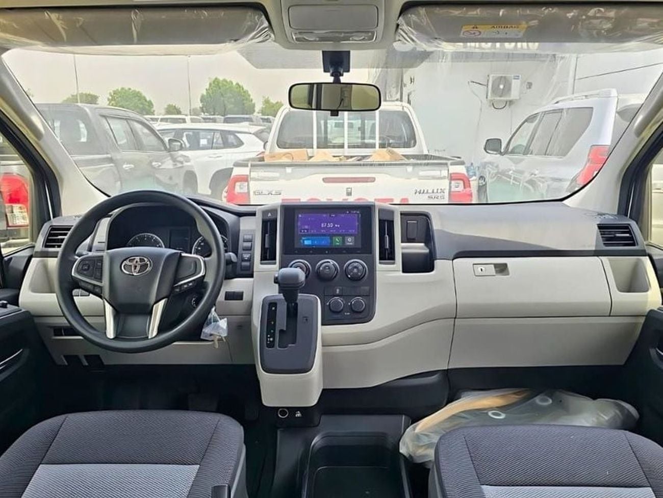 Toyota Hiace GL TOYOTA HIACE HIGHROOF GL / A/T / 2.8L V4 DIESEL / DVD CAMERA / 13 SEATER (CODE# HRDAGLJ )