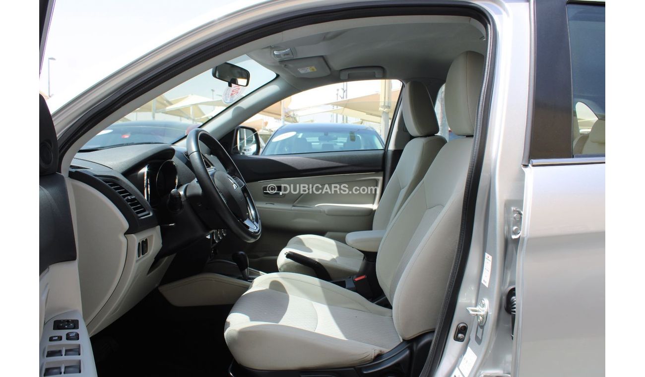 Mitsubishi ASX GLX Mid ACCIDENTS FREE - GCC - ORIGINAL PAINT - 2.0 - PERFECT CONDITION INSIDE OUT