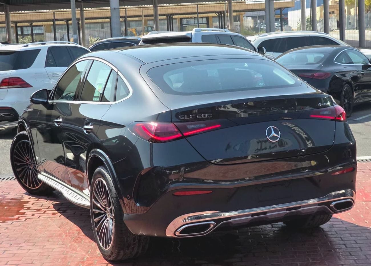 مرسيدس بنز GLC 200 4MATIC HIGH