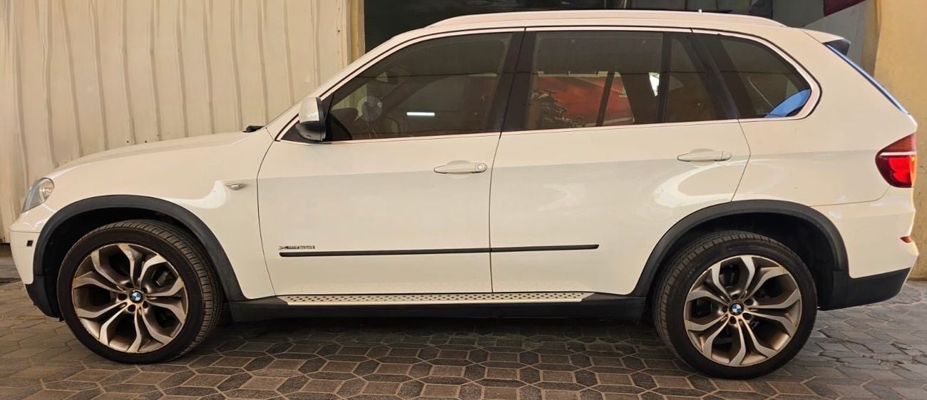 بي أم دبليو X5 35i DOMINATOR