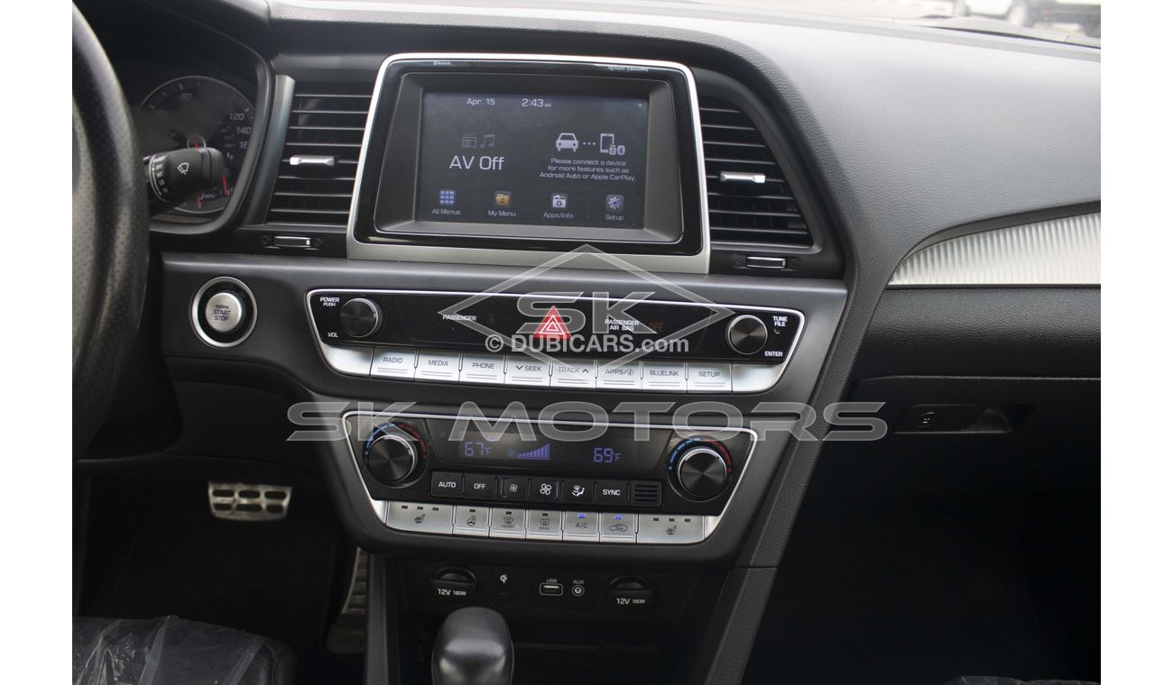 Hyundai Sonata 2.4L Petrol, Alloy Rims, DVD Camera, Driver Power Seats, Leather Seats, ( LOT # 0087)