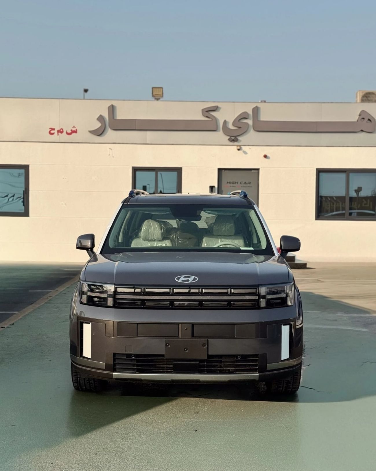 هيونداي سانتا في HYUNDAI SANTA FE 1.6T HEV Gold - 2026 MODEL - GRAY COLOR