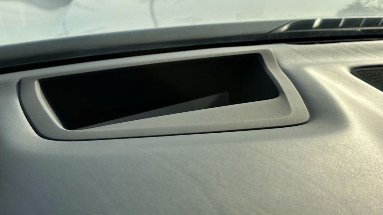 BMW X5 50i M Sport M50i 4.4L V8 GCC Full Service History