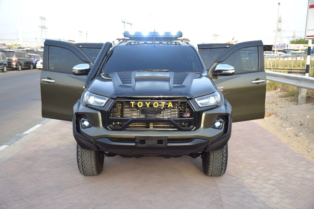 Toyota Hilux S GLX 2.8L AWD M/T