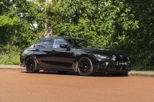 BMW M3 M3 xDrive Competition M 4dr Step Auto 3.0 | This car is in London and can be shipped to anywhere in