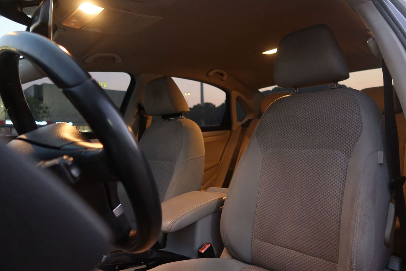 Volkswagen Passat SEL 2.5L