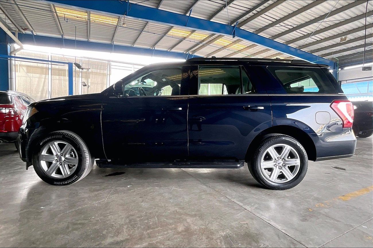 Ford Expedition XLT Standard | Carnival Sale • UP TO AED 20,000 OFF | Guaranteed Warranty | 0 Down Payment