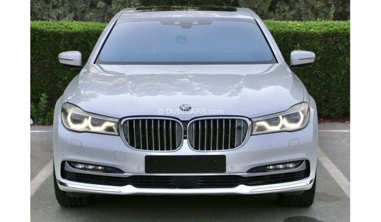 BMW 750Li BMW 750LI GCC 2017 VIB  PERFECT CONDITION ORIGINAL PAINT