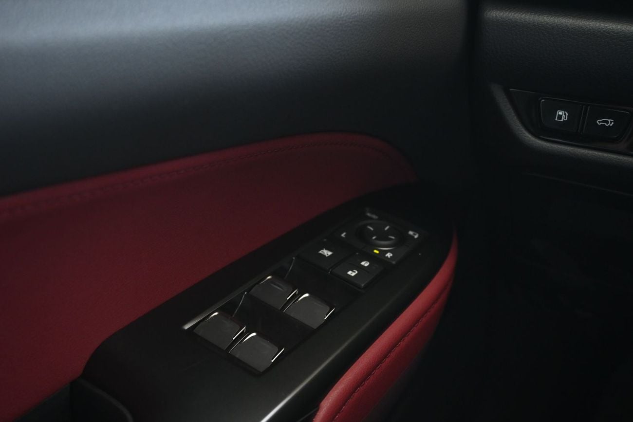 Lexus NX350h Std 2.5L Lexus NX350h 2.5L Hybrid Petrol AWD Model 2025