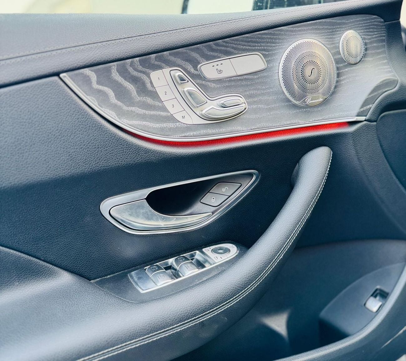 مرسيدس بنز E450 كوبيه