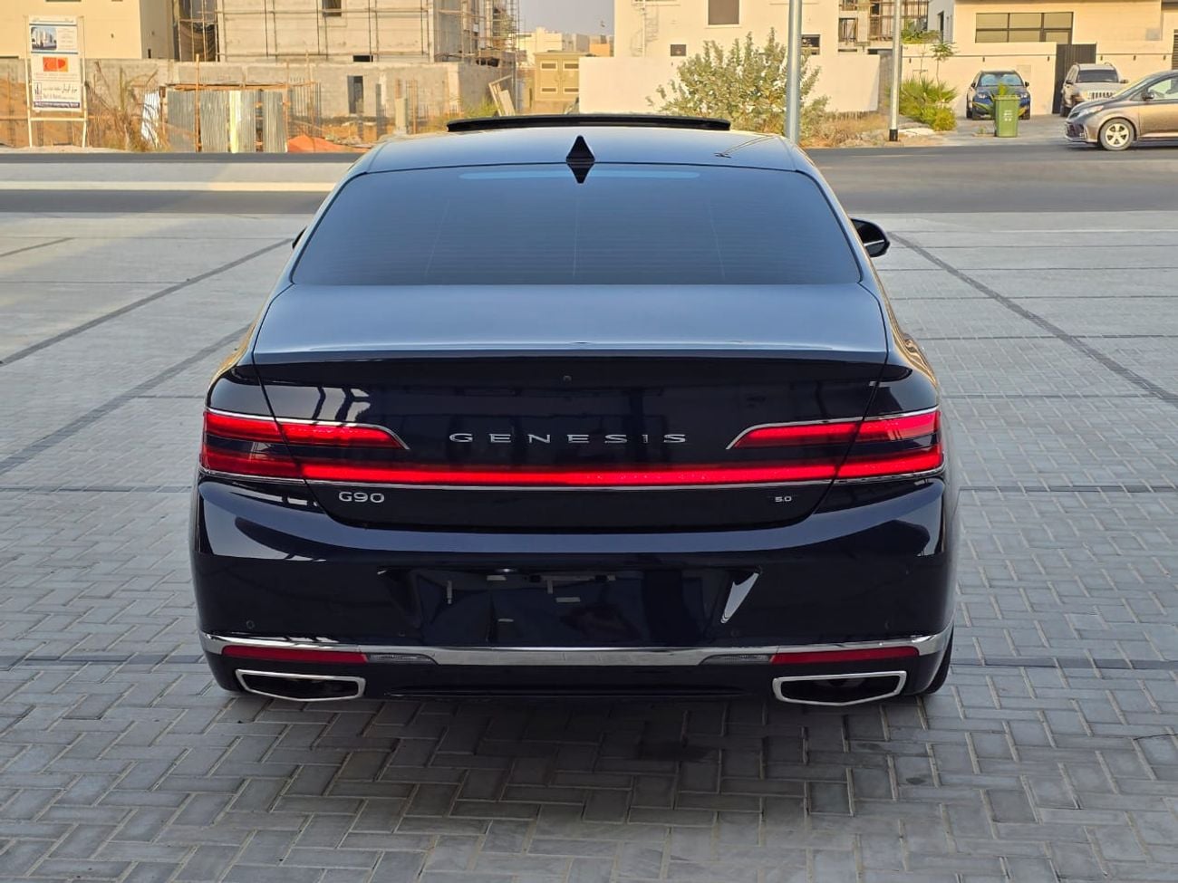 جينيسس G90 PLATINUM