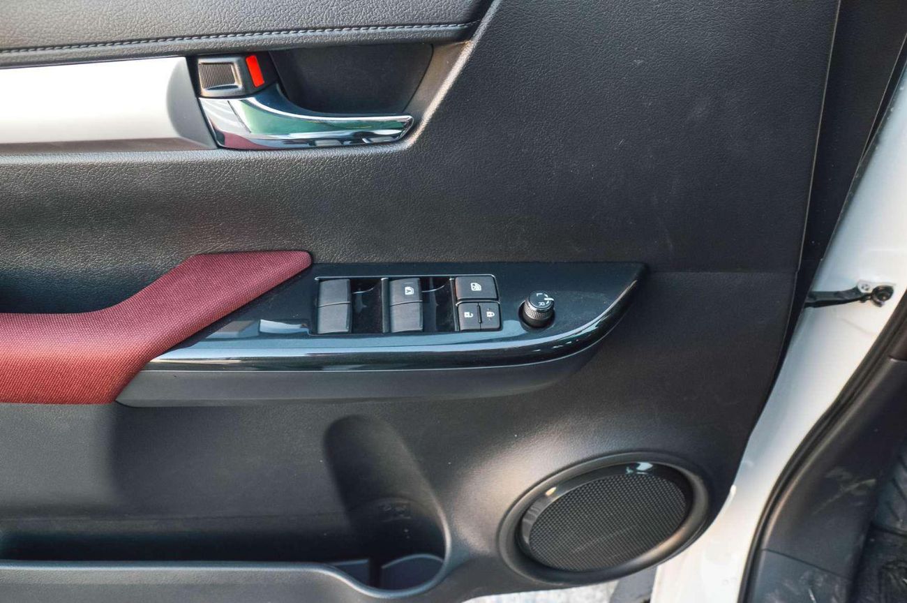 تويوتا هيلوكس TOYOTA HILUX 2.7L MT 4WD PETROL PICKUP 2025