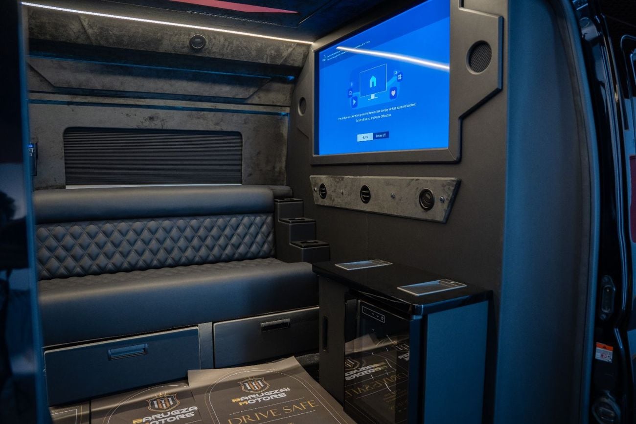 Toyota Hiace Party Van built by Barugzai