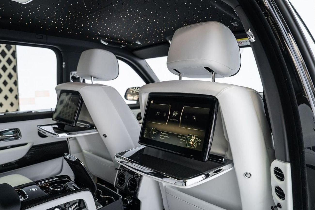 Rolls-Royce Cullinan Rolls Royce Cullinan Black Badge